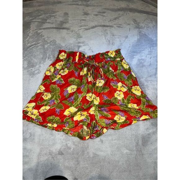 Urban Outfitters Floral Shorts Pockets SMALL - Picture 2 of 7